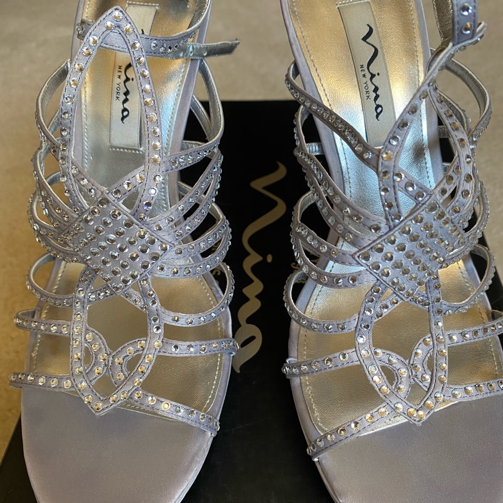 Women’s dressy sandal